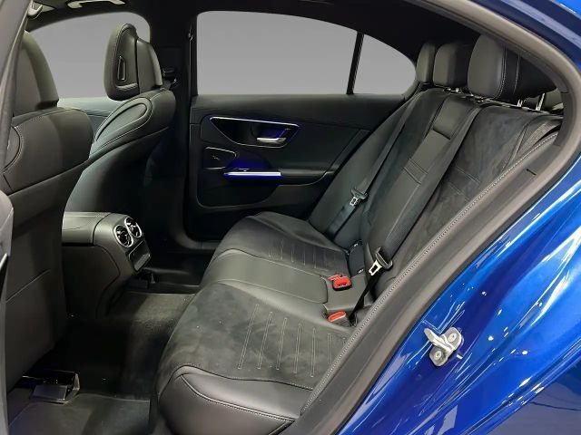 Mercedes-Benz C 200 AMG Line Sedan