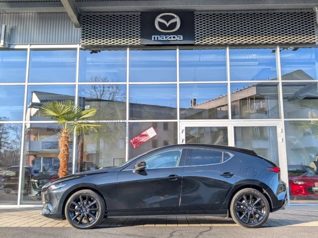 Mazda 3 2.5 G140 NAGISA