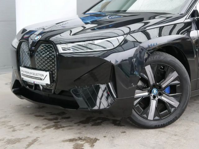 BMW iX xDrive40