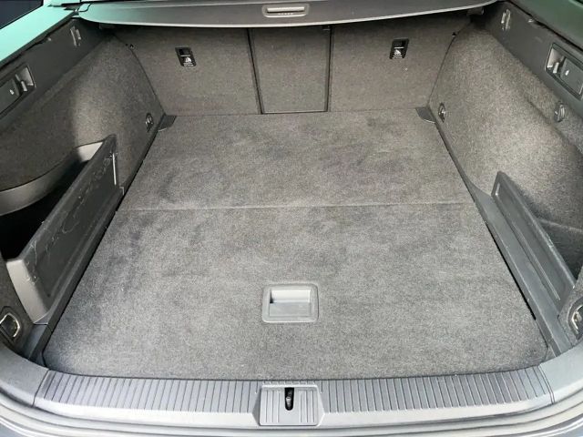 Volkswagen Passat DSG GTE Variant