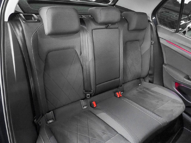 Volkswagen Golf 1.4 TSI Style eHybrid