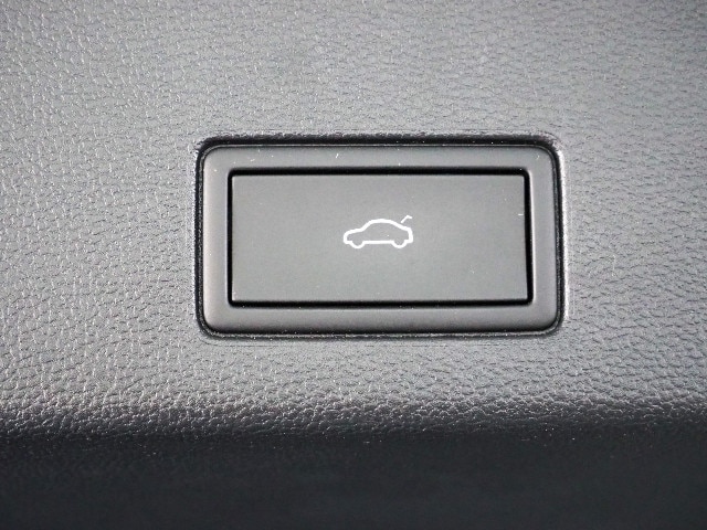 Volkswagen Golf 1.5 eTSI DSG Life Variant