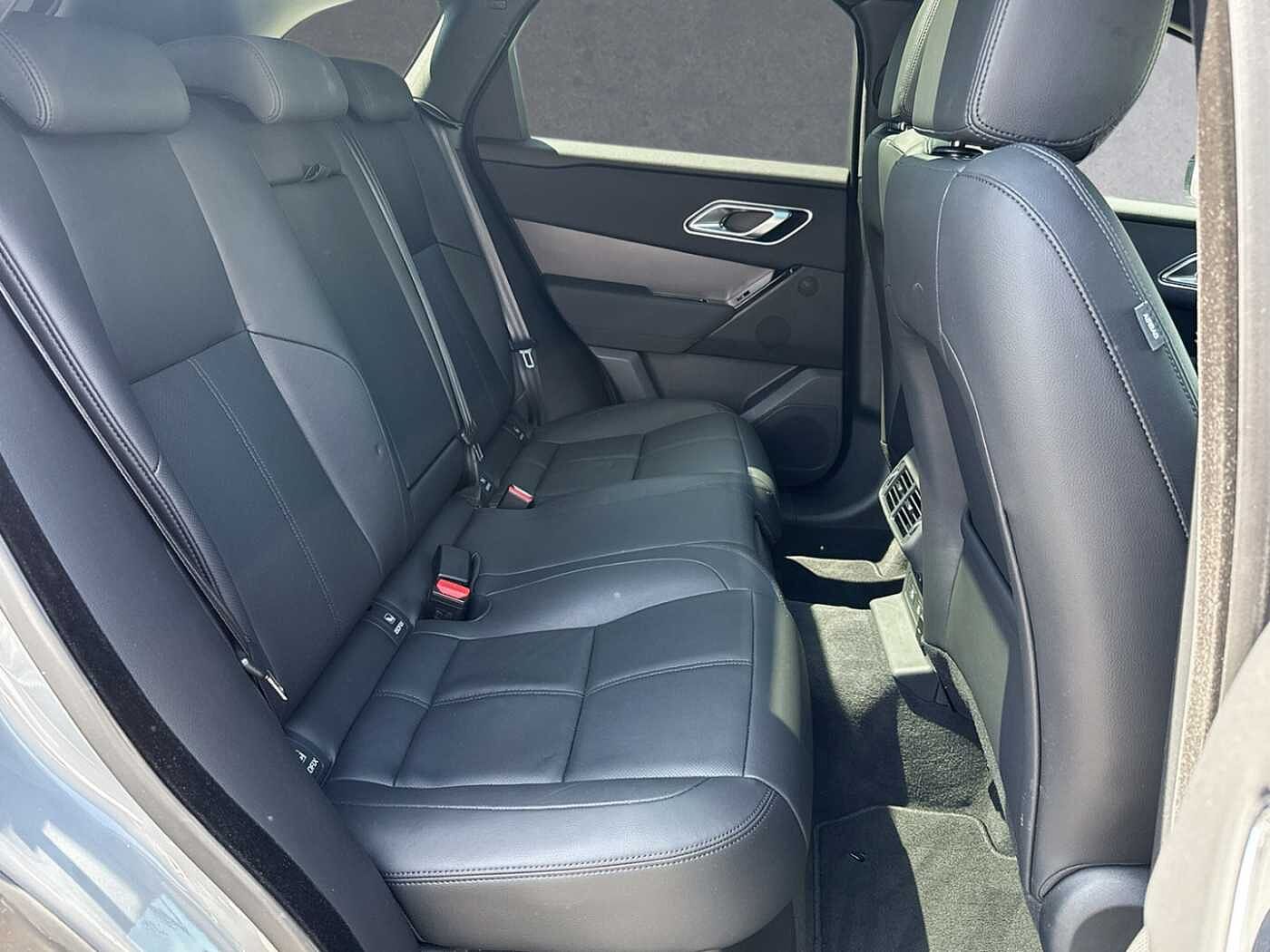 Land Rover Range Rover Velar D200 Dynamic SE