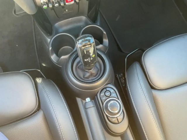 MINI Cooper S JCW Trim Aut LED Pano SHZ PDC Klimaaut