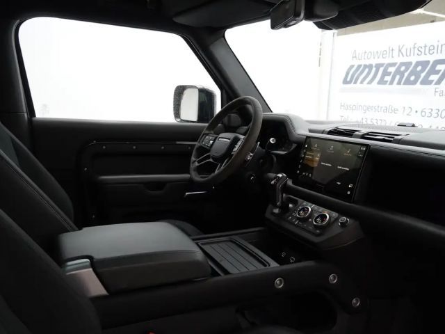 Land Rover Defender V8 Carpathian Edition