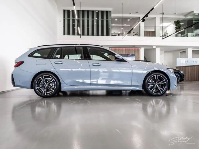 BMW 330 330i M-Sport Touring xDrive