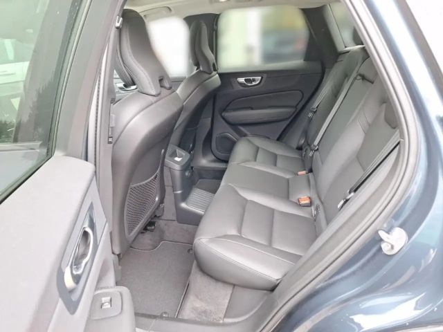 Volvo XC60 Dark Plus T6