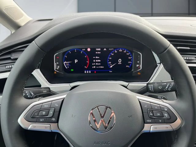 Volkswagen Touran DSG IQ.Drive Move