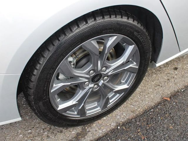 Ford Focus ST Line Wagon