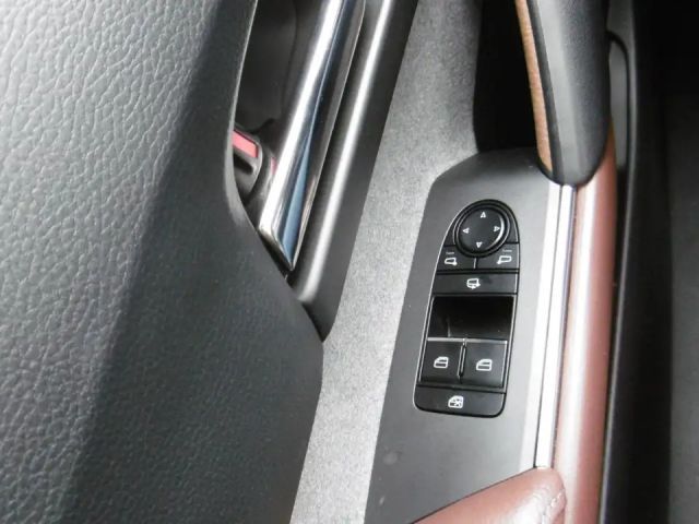 Mazda MX-30 Voll LED elek Sitzverstellung 4 Jahre Garantie