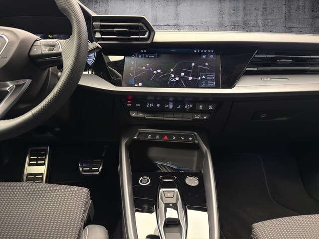 Audi A3 30 TFSI S-Line S-Tronic Sportback