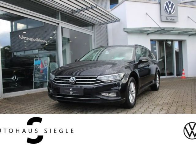 Volkswagen Passat 2.0 TDI Business DSG Variant