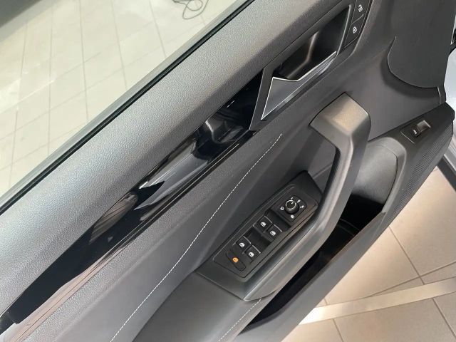 Volkswagen T-Roc 1.5 TSI DSG R-Line