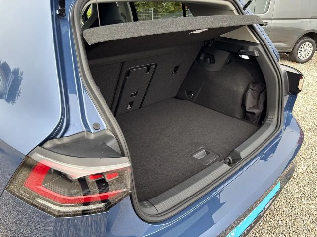 Volkswagen Golf DSG Style