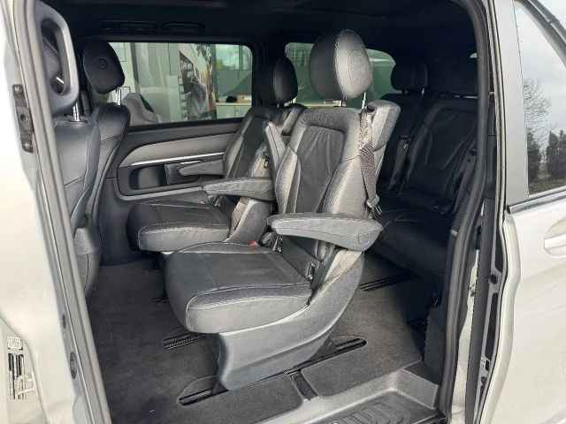 Mercedes-Benz V 300 AMG Line V 300 d