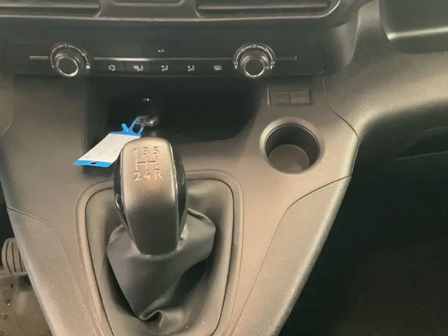 Opel Combo Edition AHK Klima PDC DAB Regaleinbau 1.Hand