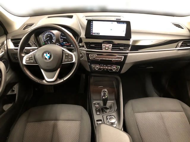 BMW X1 xDrive20i