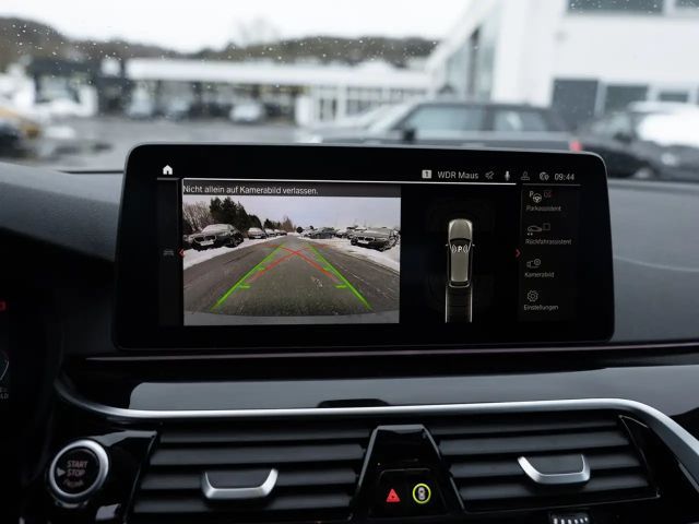 BMW 540 540d M-Sport Touring xDrive