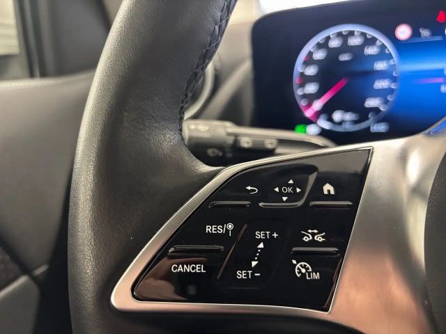 Mercedes-Benz GLA 180 Progressive