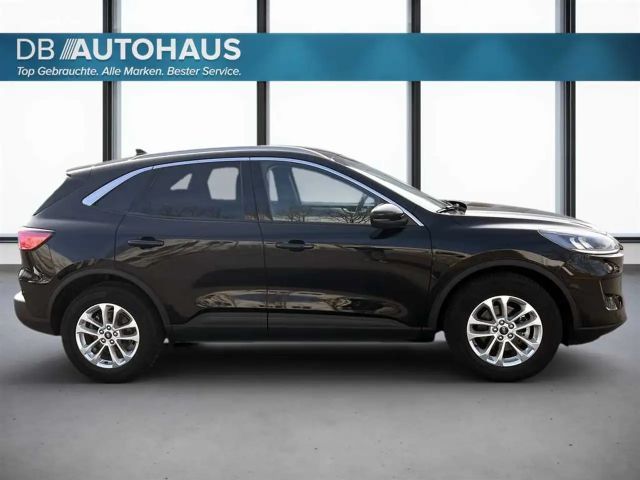 Ford Kuga AWD Titanium