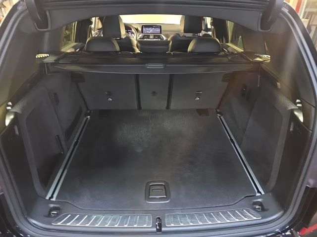 BMW X3 40d HeadUp*AHK*Panaoramadach*Harman/Kardon*Standhe