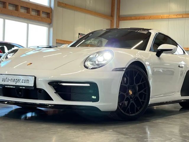 Porsche 911 4S Carrera Coupé