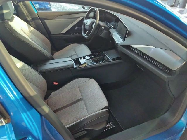 Opel Astra 1.6 Turbo Elegance