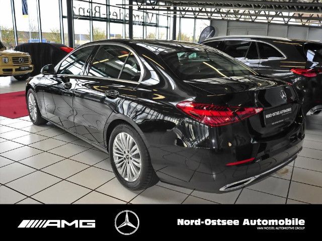 Mercedes-Benz C 200 Sedan