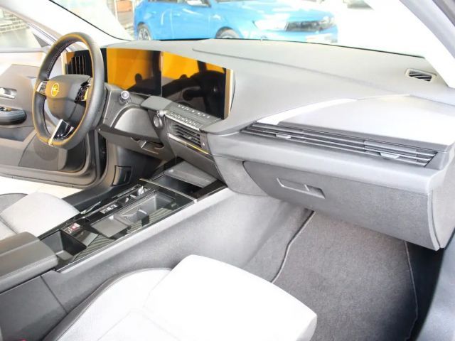 Opel Astra Business Elegance Sports Tourer