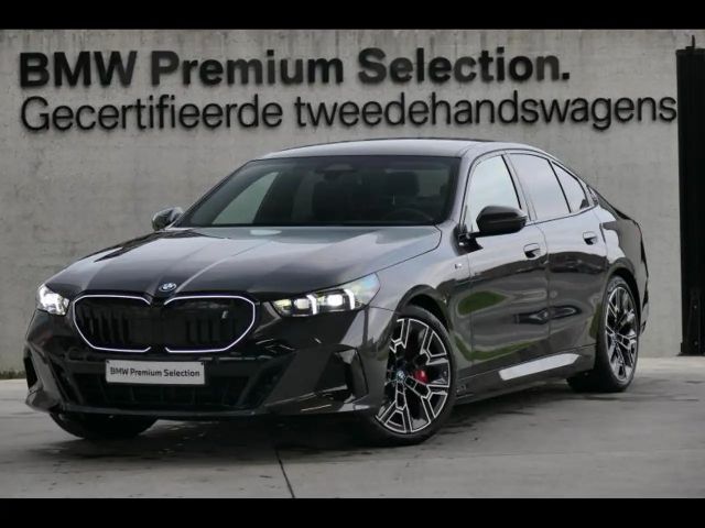 BMW i5 M-Sport Sedan eDrive40