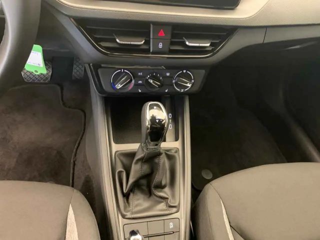 Skoda Kamiq Essence 1,0 TSI DSG *LED*GRA*PDC*SHZ*DAB*