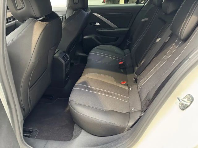 Opel Astra business+