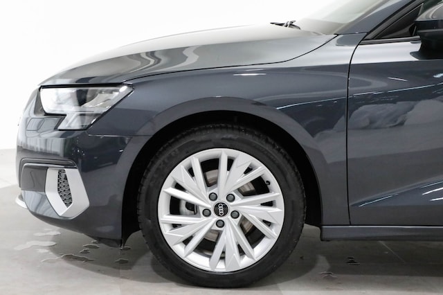 Audi A3 30 TFSI Sedan