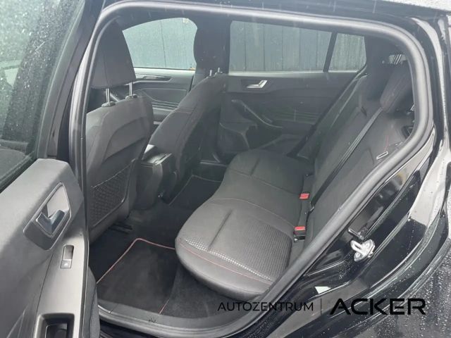 Ford Focus EcoBoost ST Line Wagon