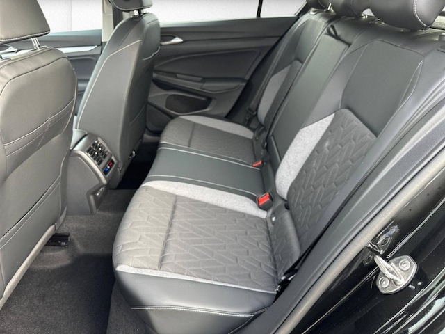 Volkswagen Golf 1.5 TSI Golf VIII Plus