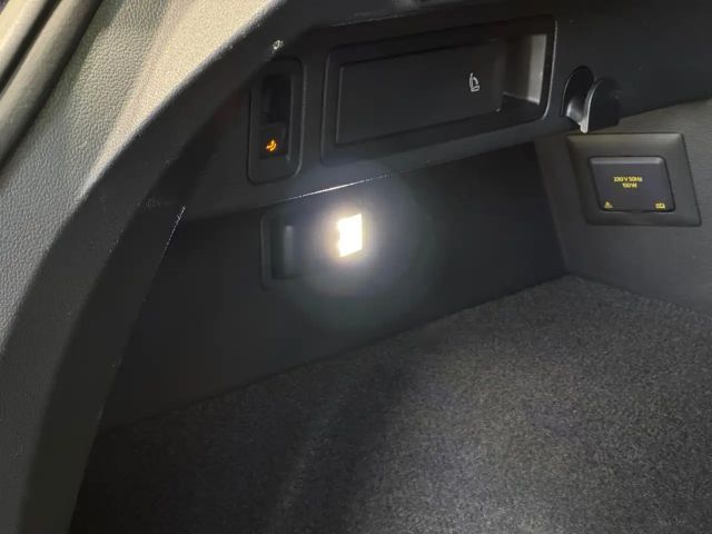 Volkswagen Tiguan 1.5 TSI DSG R-Line