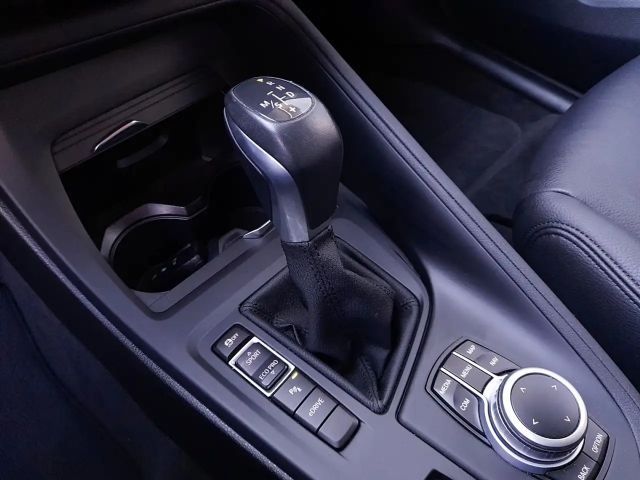 BMW X1 4x4 PHEV Aut. *VOLL LED / NAVI / KAMERA / HEAD-...