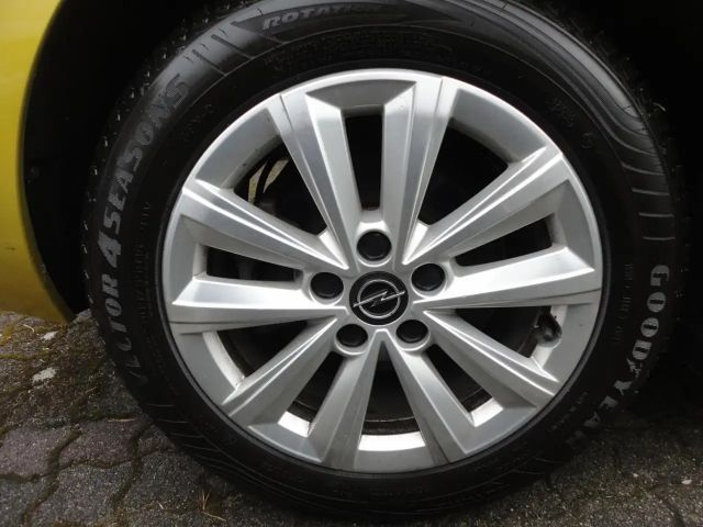 Opel Astra 1.2 Turbo Edition Turbo