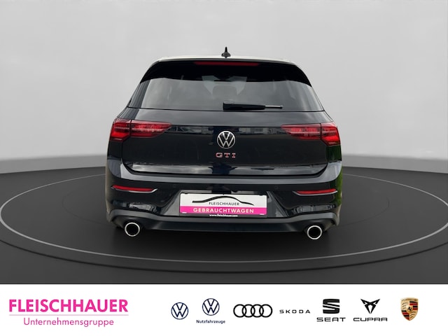 Volkswagen Golf 2.0 TSI DSG Golf VIII