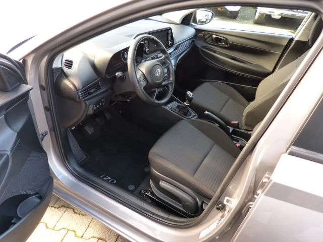 Hyundai i20 APPLE SHZ LHZ KAMERA TEMPOMAT