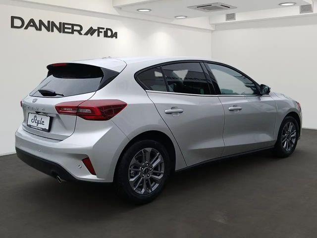 Ford Focus EcoBoost Titanium