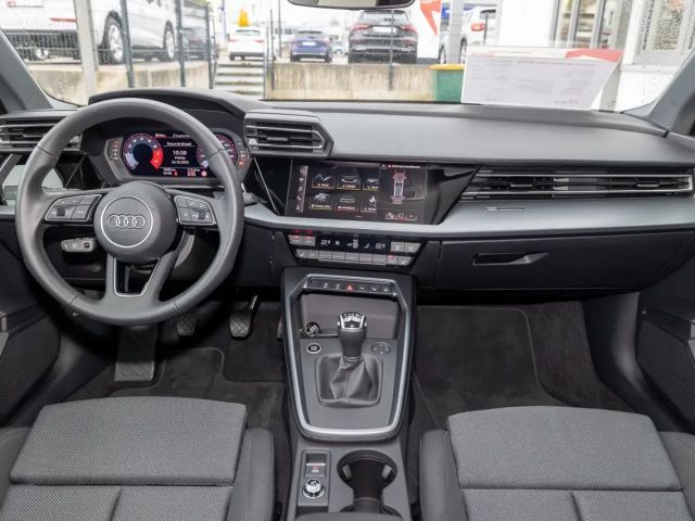 Audi A3 30 TFSI S-Line Sedan Sportback