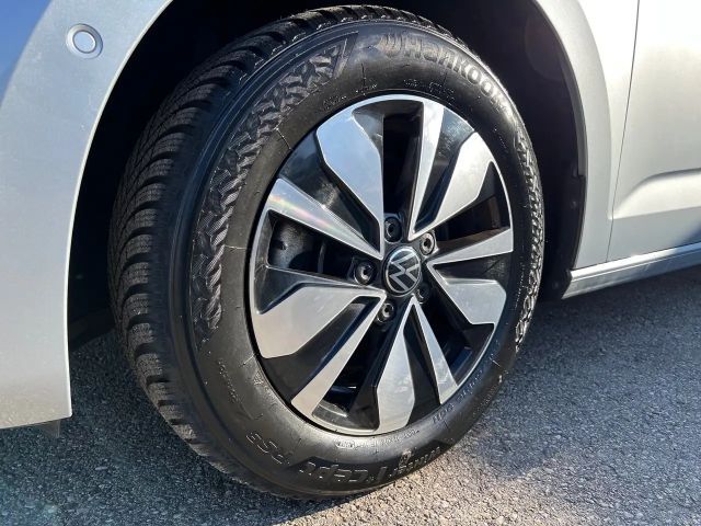 Volkswagen Touran ACT DSG