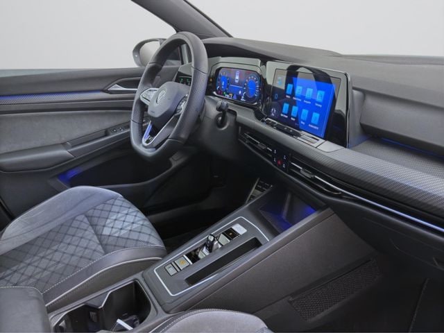 Volkswagen Golf 1.5 eTSI DSG R-Line Variant