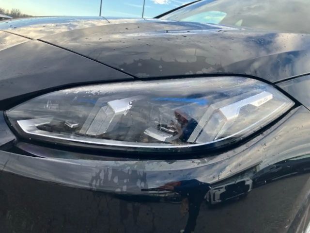 BMW 118 118d 5-deurs Sedan