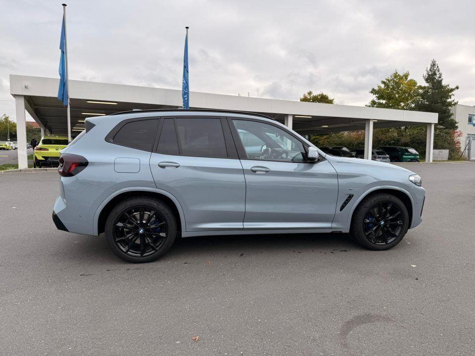 BMW X3 xDrive30i