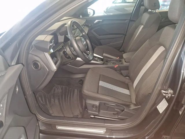 Audi A3 30 TFSI S-Tronic Sedan