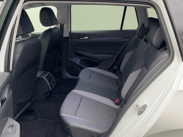 Volkswagen Golf 1.5 eTSI DSG Golf VIII Variant