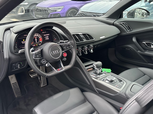 Audi R8 Performance S-Tronic Spyder V10