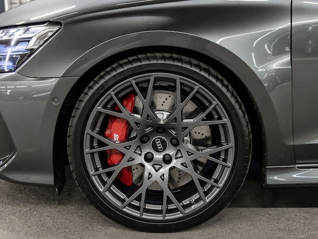 Audi RS3 Quattro S-Tronic Sedan